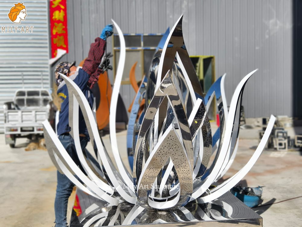 Large Lotus Flower Water Fountain
