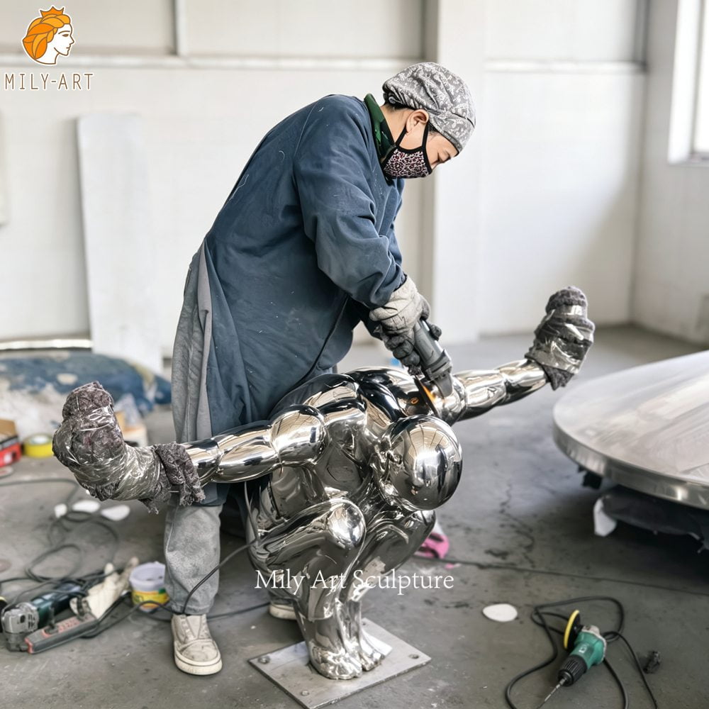 Metal Diving Man Sculpture Handcrafting Process
