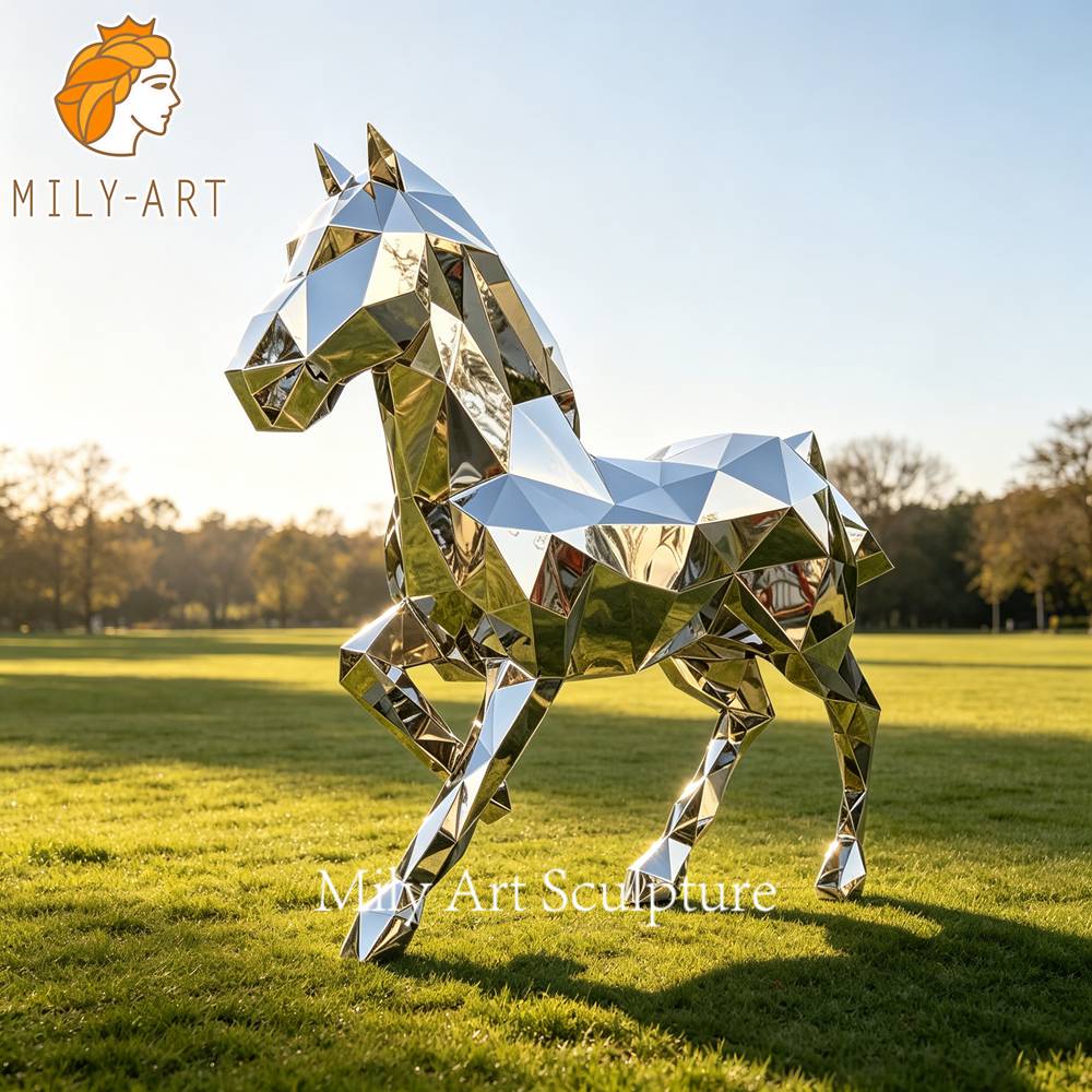 mirror polished geometric horse sculpture outdoor
