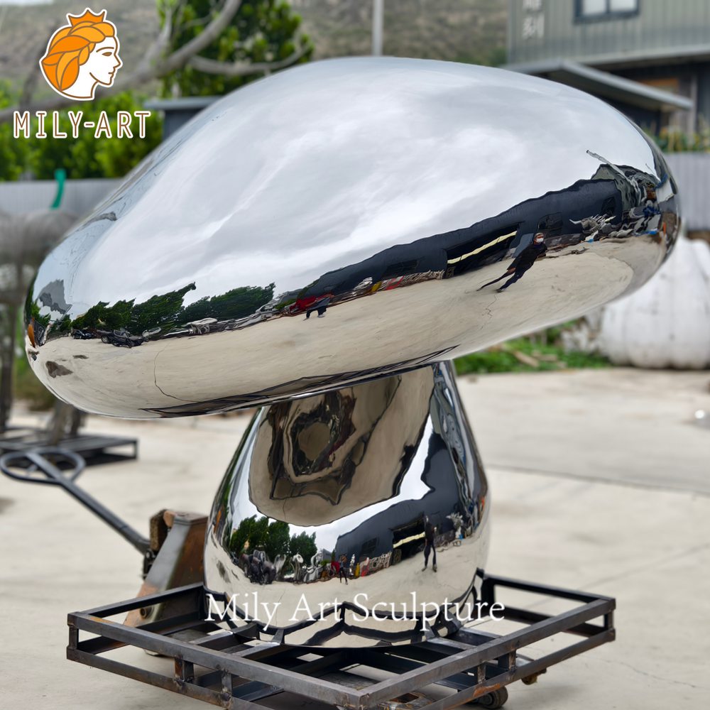 mirror polished mushroom sculpture