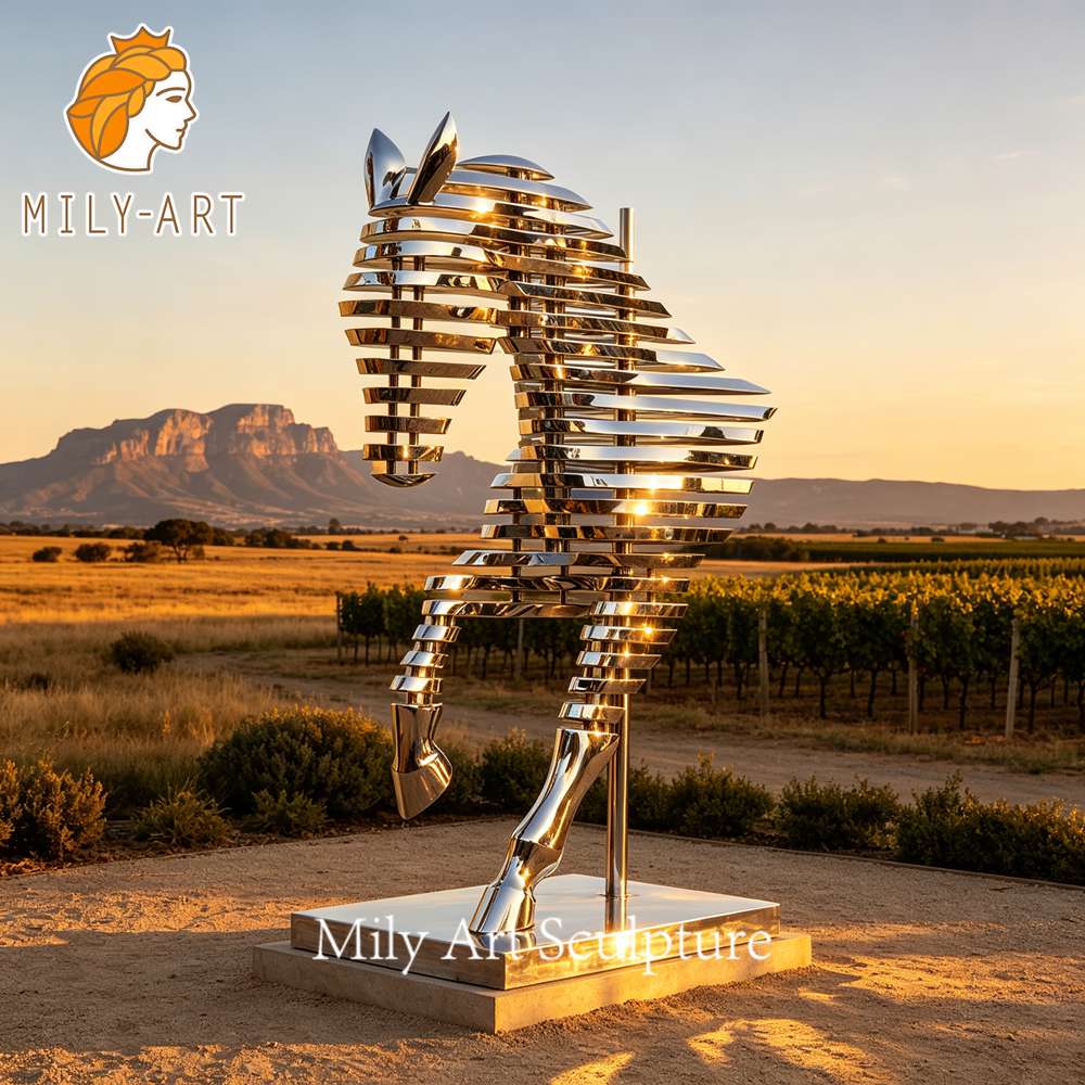 metal horse head sculpture outdoor