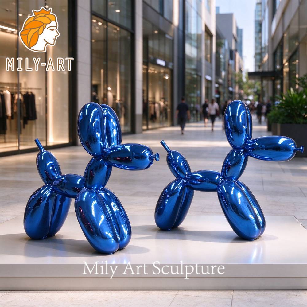 metal balloon dog sculpture shopping mall